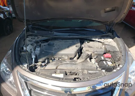 2015 Nissan Altima 2.5 S from USA, damaged, VIN 1N4AL3AP4FN922880